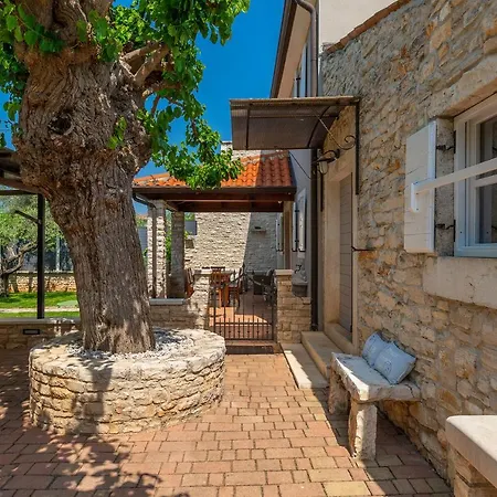 Villa Mala-3